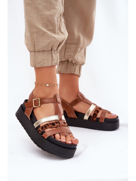 Womens sandals with straps on platform Camel Gallari