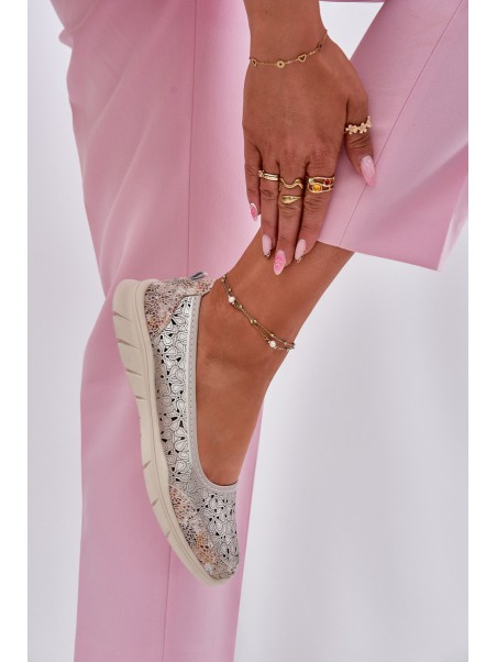 Leather Perforated Lightweight Ballerinas Gold Leaneila