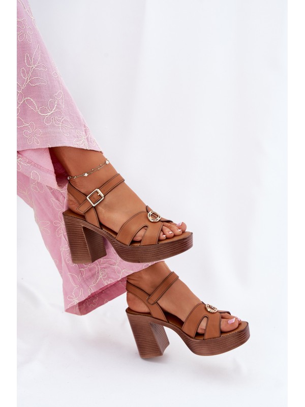Ladies Sandals On Heel With Golden Decoration Camel Nusorilis