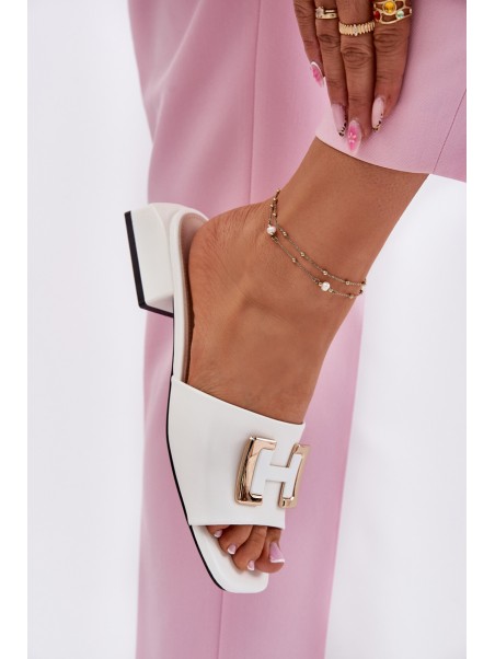 Elegant Women's Mules On A Block Heel With A Gold Detail Vinceza 62229 White