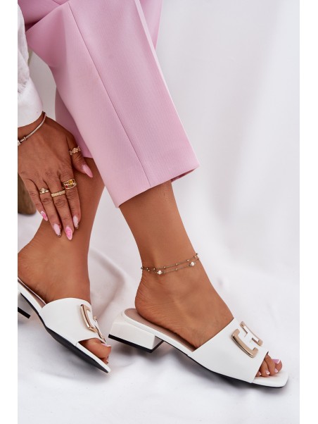 Elegant Women's Mules On A Block Heel With A Gold Detail Vinceza 62229 White