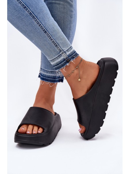 Foam women's sandals on platform black Xalvania