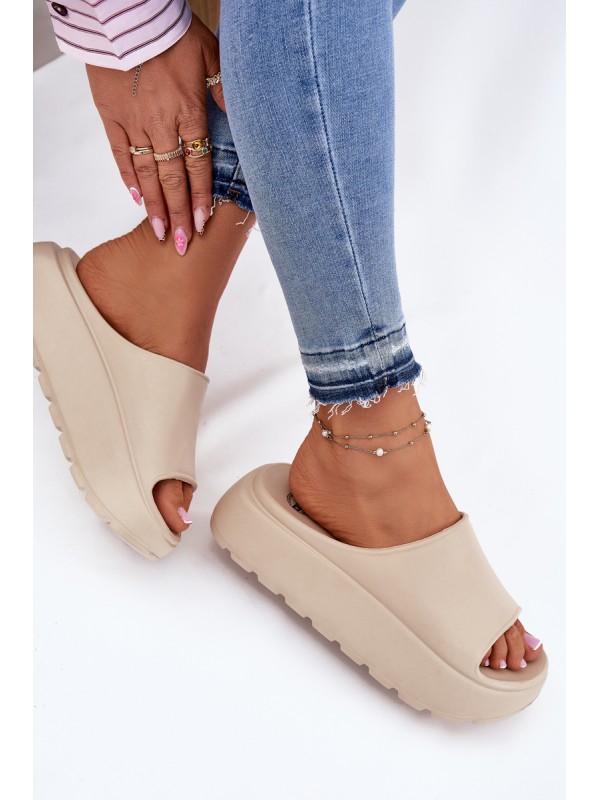 Foam Women's Slippers On Platform Beige Xalvania