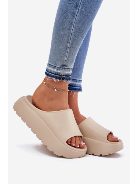 Foam Women's Slippers On Platform Beige Xalvania