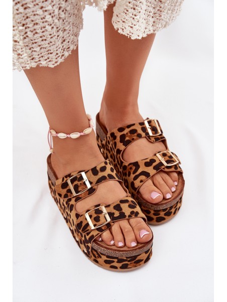 Women's sandals with buckles on a massive platform leopard Odisene