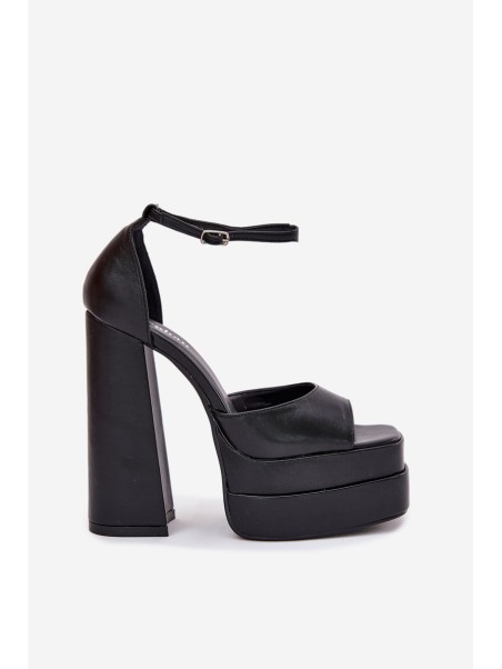Women's Sandals On Heel And Platform Black Beloria