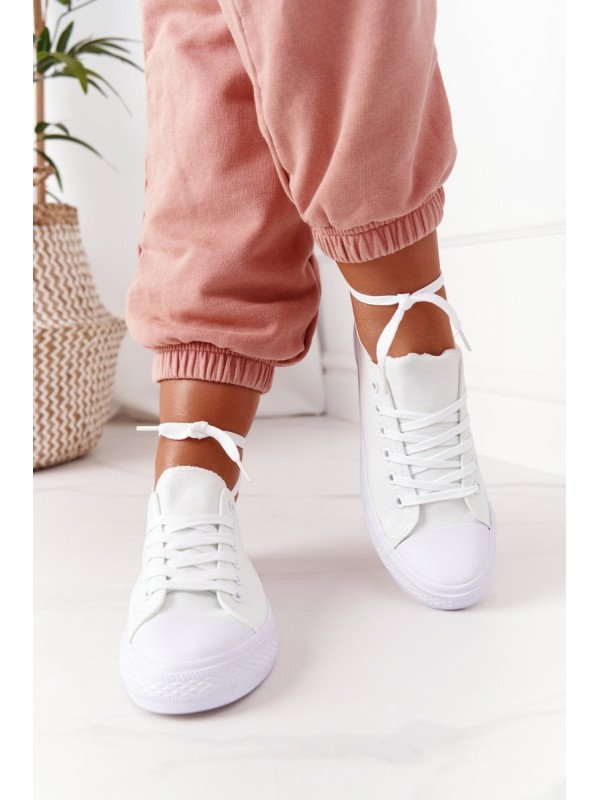 Classic Women's Sneakers White Omerta