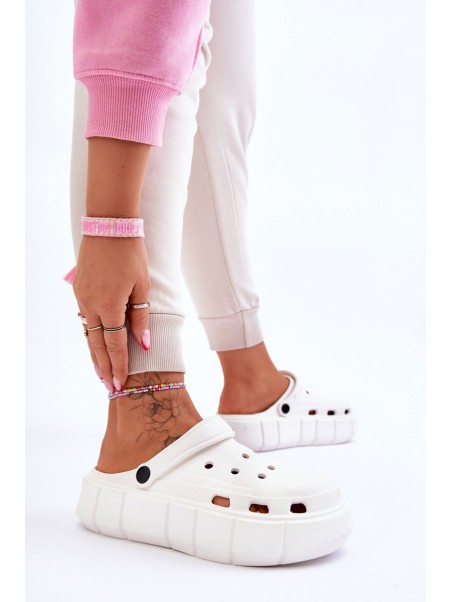 Moteriški putplasčio platforminiai „Crocs“ batai su baltu „Beckett“ audiniu