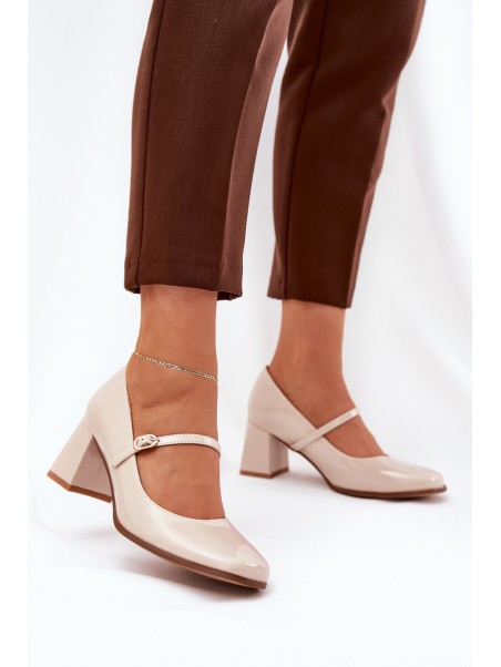 Lacquered high heels with strap and buckle beige Tammirea