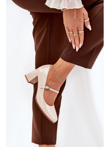 Lacquered high heels with strap and buckle beige Tammirea