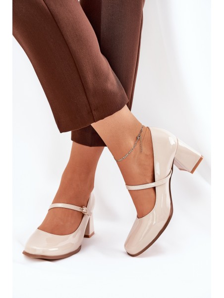 Lacquered high heels with strap and buckle beige Tammirea