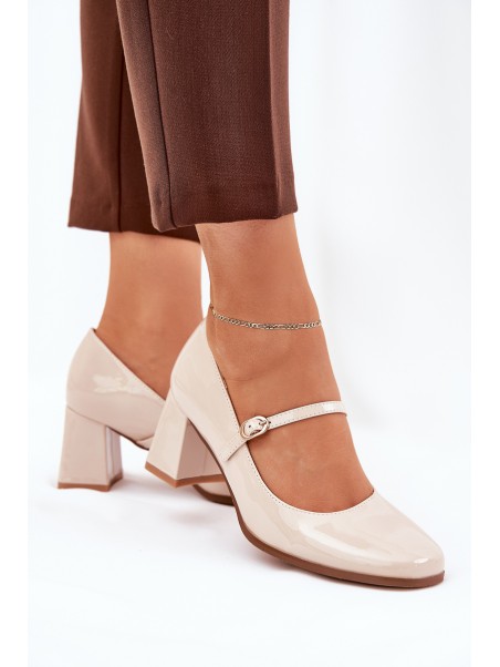 Lacquered high heels with strap and buckle beige Tammirea