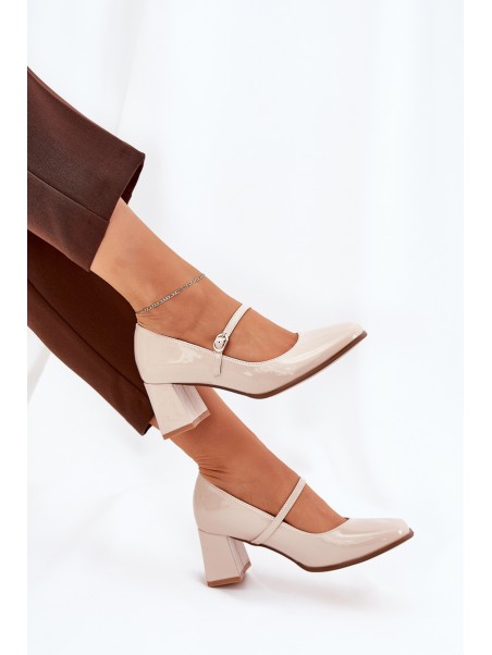 Lacquered high heels with strap and buckle beige Tammirea