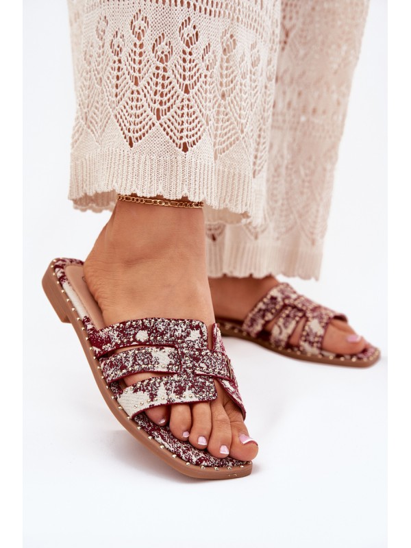 Decorated Flat Sandals Burgundy Anniles