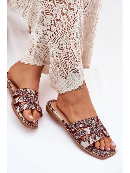 Decorated Flat Sandals Burgundy Anniles