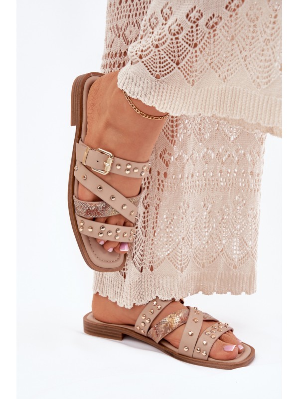 Embellished women sandals on flat heel with straps and buckle beige Manitte