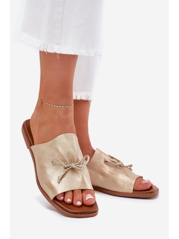 Ladies flat sandals with decorative tie golden Norela