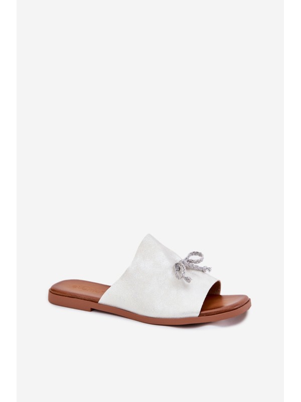 Women's sandals on flat heel with decorative tying silver Norela