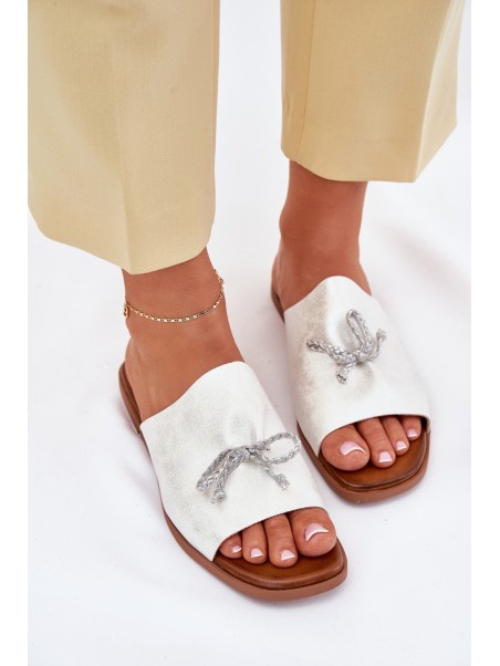 Women's sandals on flat heel with decorative tying silver Norela
