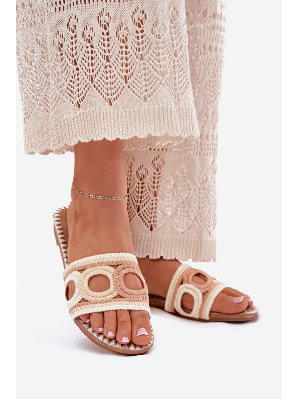 Crocheted women's slippers on a flat heel beige Nirina 2