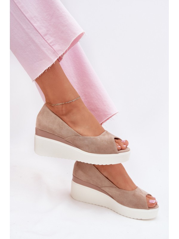 Women's wedge sandals made of eco suede beige Velira