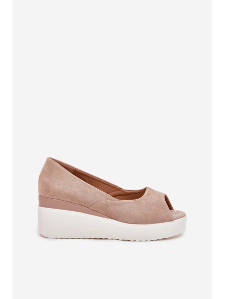 Women's wedge sandals made of eco suede beige Velira