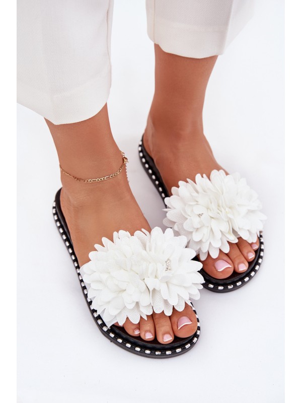 Women's Slippers Decorated With Flowers White Cellanen