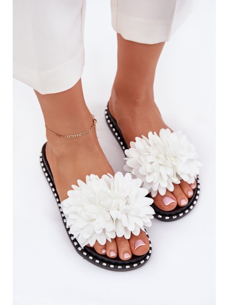 Women's Slippers Decorated With Flowers White Cellanen