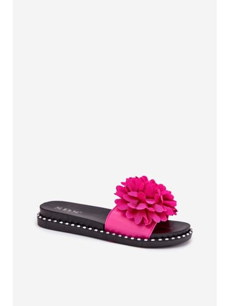 Ladies slippers adorned with flowers fuchsia Cellanen
