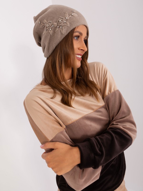 Cap-AT-CZ-2329.79-tamsiai smėlio spalvos