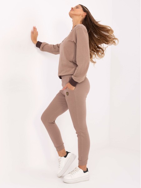 Spodnie dresowe-RV-DR-9602.50-ciemny bezowy