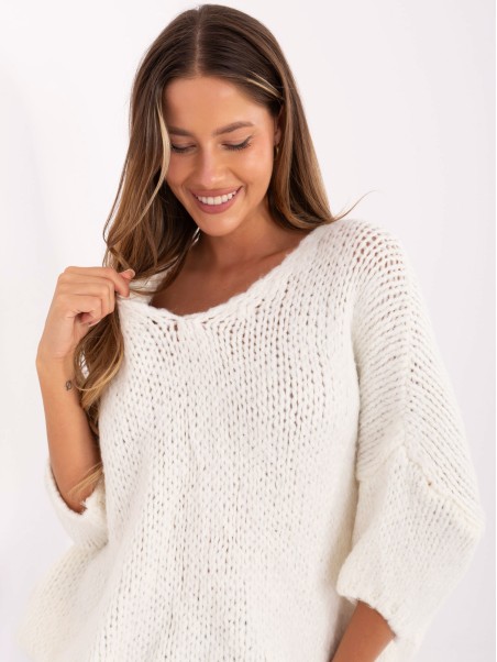 Megztinis-IT-SW-7703.70-ecru