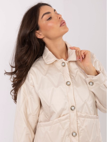 Madinga dygsniuota striukė