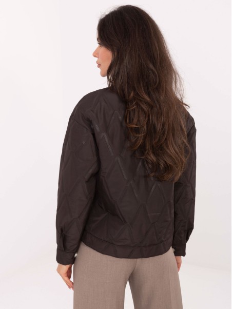 Madinga dygsniuota striukė