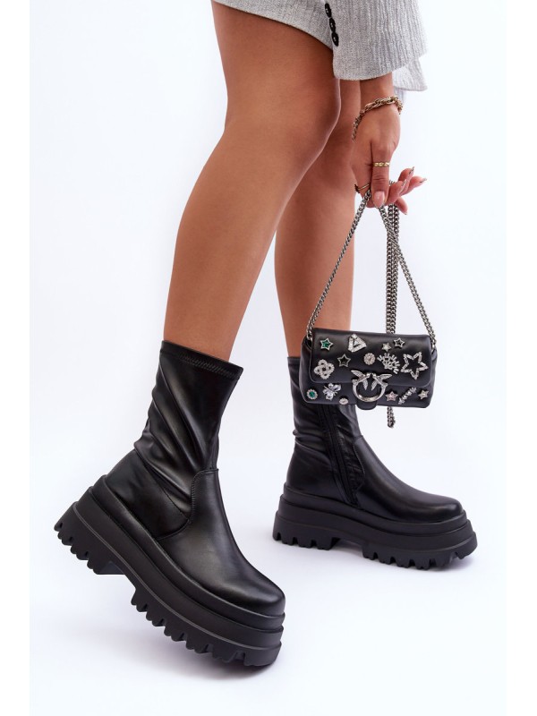 Leather Boots on a Massive Platform Black Luinai