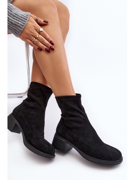 Women's low heeled ankle boots brown Aphroteia