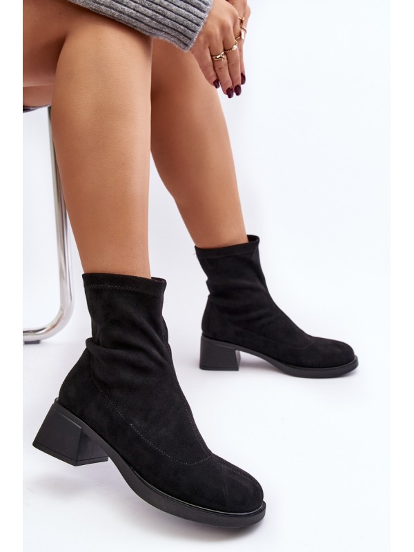 Women's low heeled ankle boots brown Aphroteia