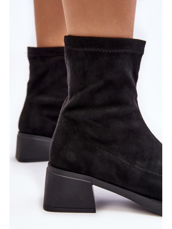 Women's low heeled ankle boots brown Aphroteia