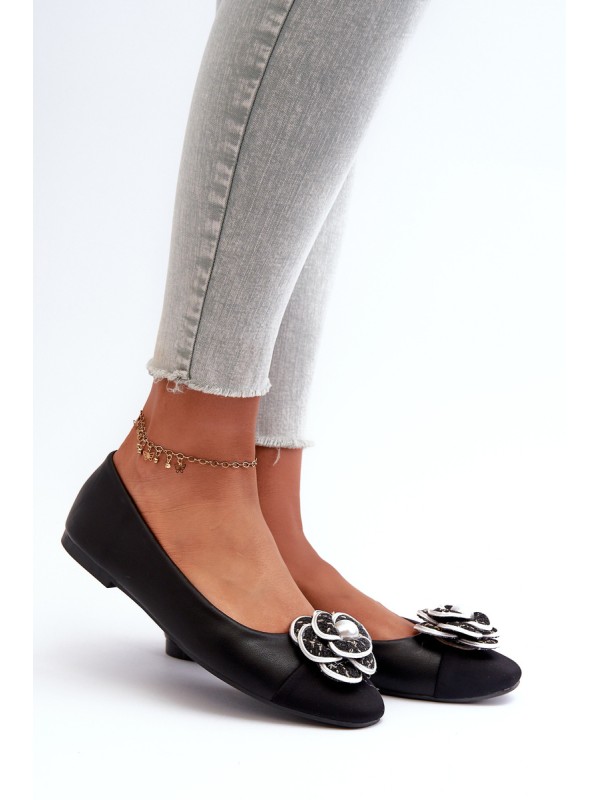 Women's Eco Leather Ballerina Flats with Decorative Detail Black Divinella