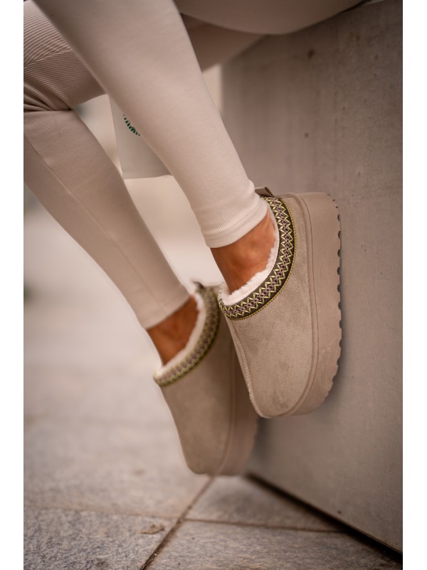 Women's Platform Winter Boots Insulated With Fur Green Straps