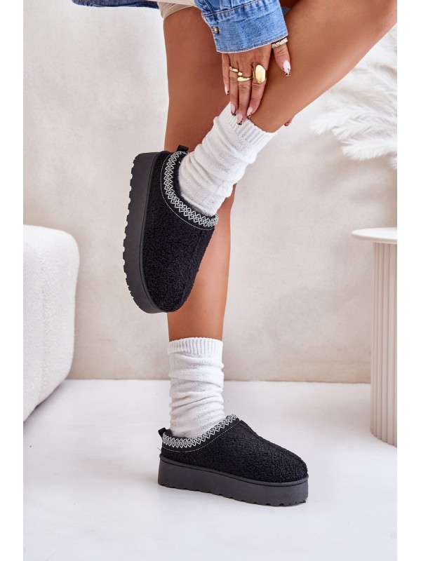 Women's Snow Boots On Platform With Embroidery Black Tirissa