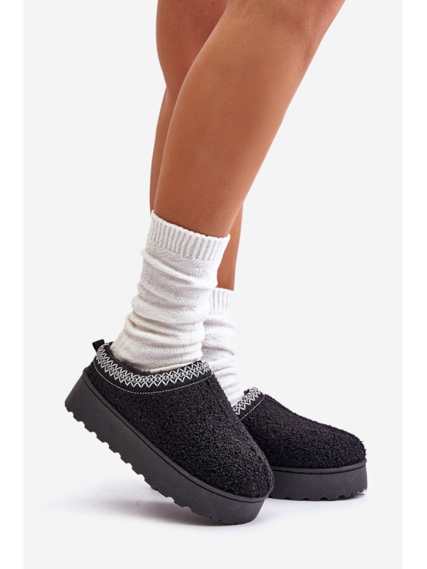 Women's Snow Boots On Platform With Embroidery Black Tirissa