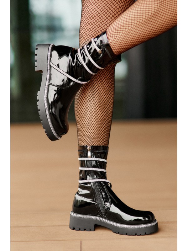 Lacquered Ankle Boots With Decoration Black Kikizelle