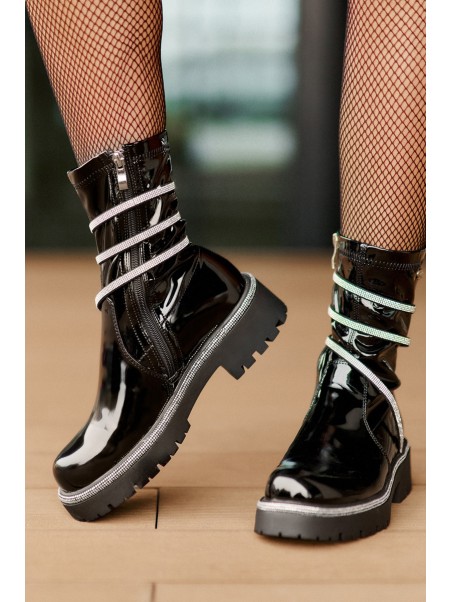 Lacquered Ankle Boots With Decoration Black Kikizelle