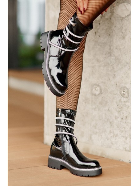 Lacquered Ankle Boots With Decoration Black Kikizelle