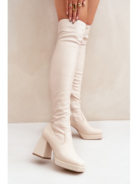 Fitted knee-high boots with a heel in light beige Sanniraen