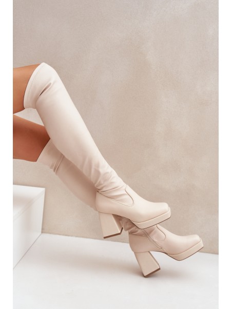Fitted knee-high boots with a heel in light beige Sanniraen