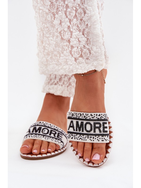 Ladies flat sandals with decoration Amore white Avelina 2