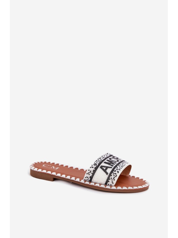 Ladies flat sandals with decoration Amore white Avelina