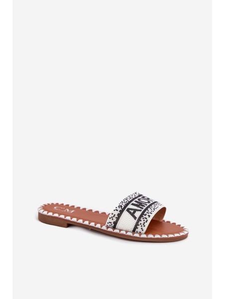 Ladies flat sandals with decoration Amore white Avelina